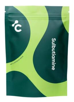 Front view of Cerebra’s Sulbutiamine capsules in a green and lime packaging